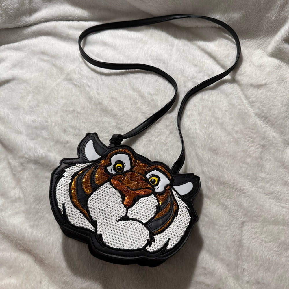 Rajah Sequin Disney Crossbody Bag 🐯✨💛